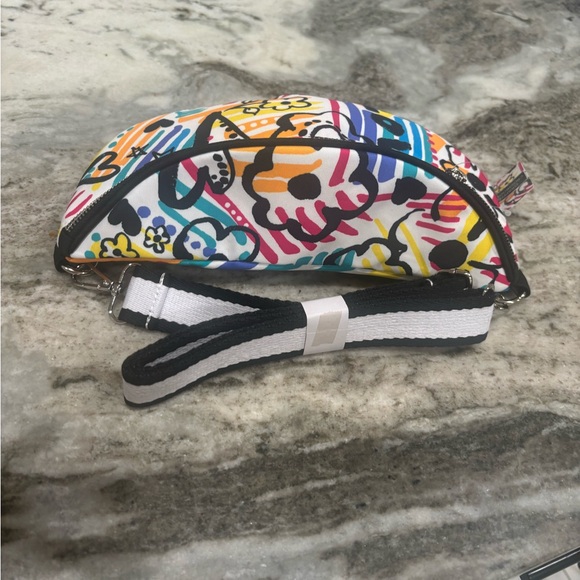 Brighton Graffiti Love Cross Body
Belt Bag - Fanny Pack Waist Bag - Picture 2 of 8